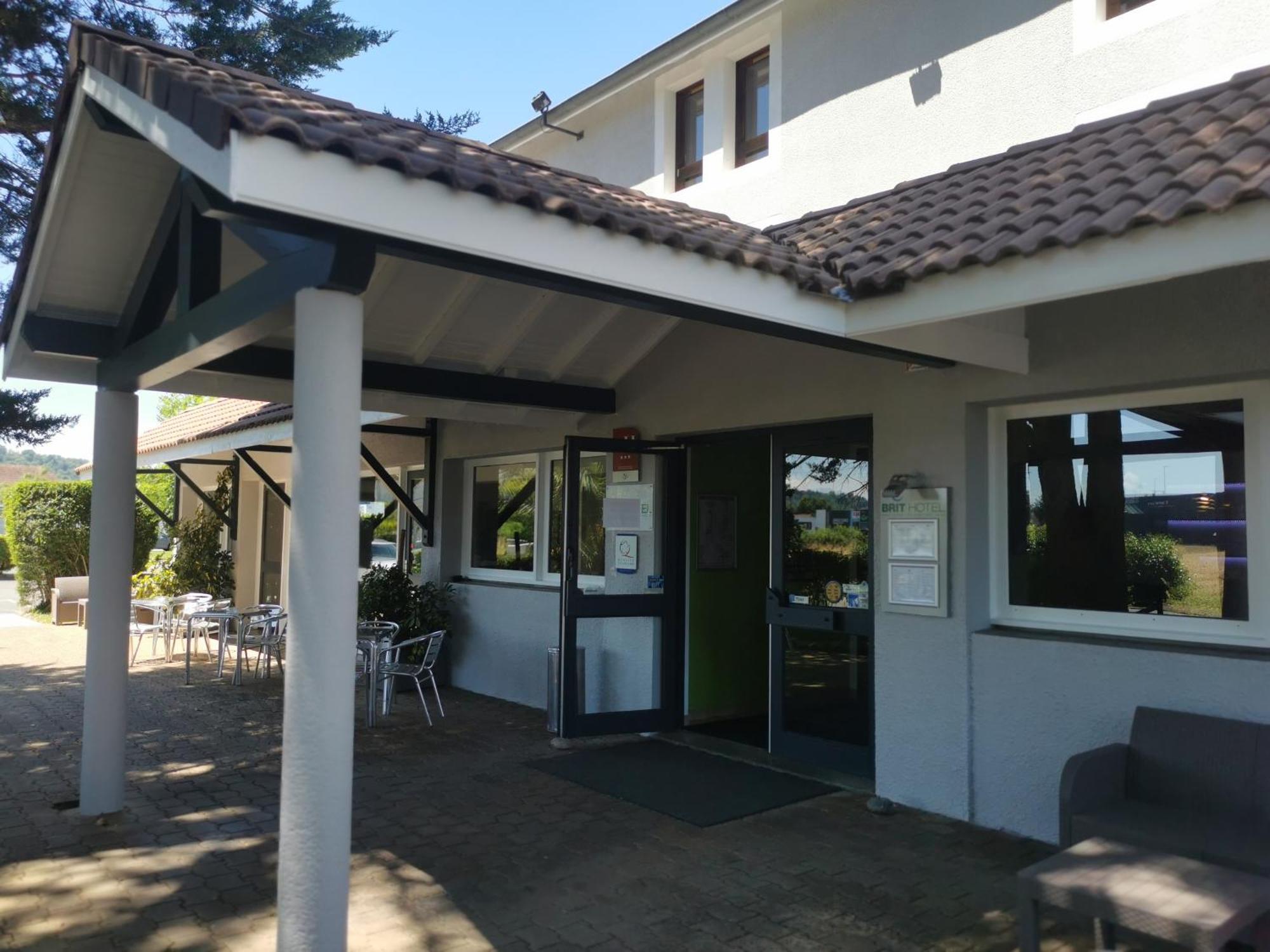 Brit Confort Pau Hotel