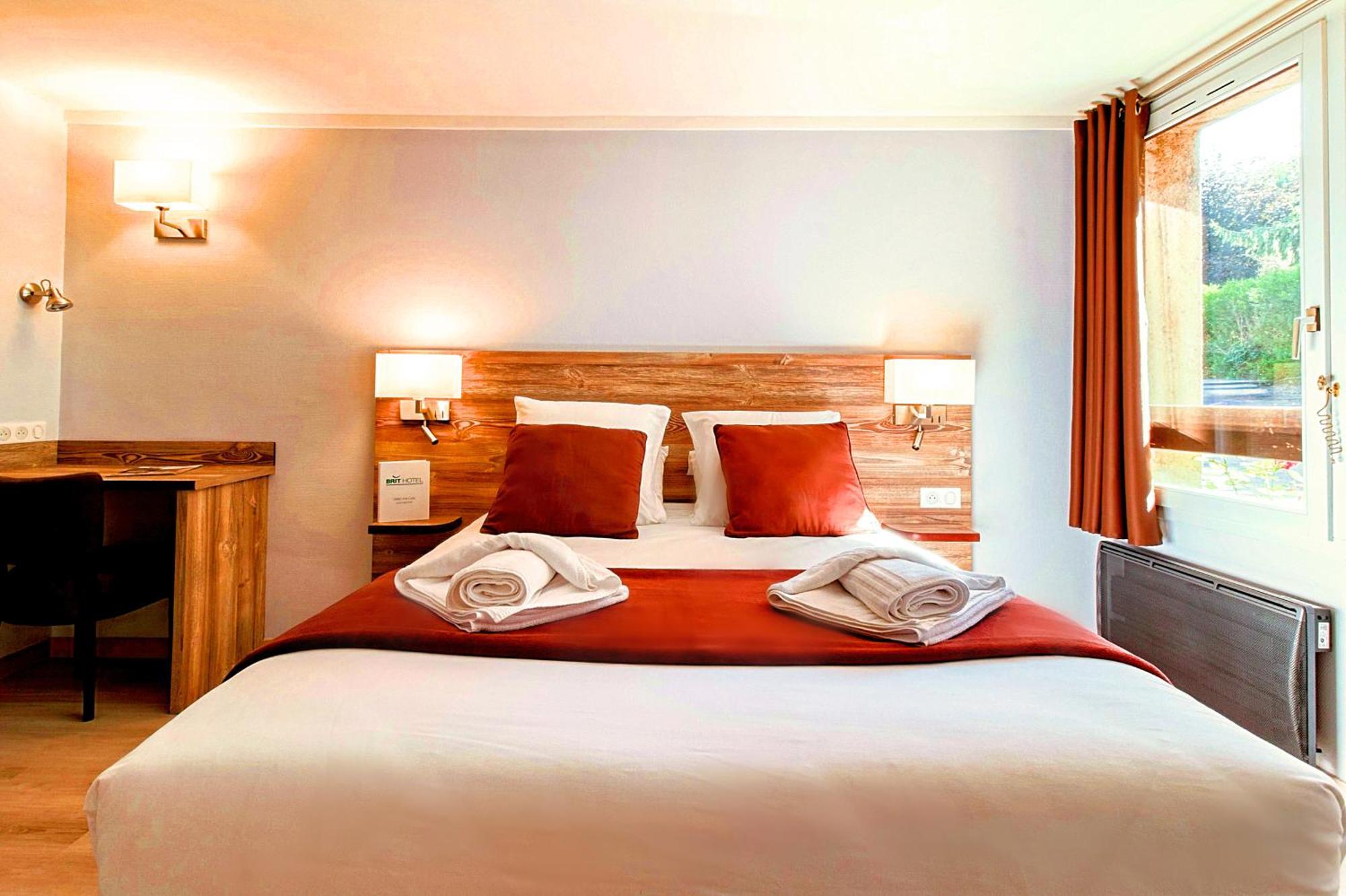 Brit Confort Pau Hotel