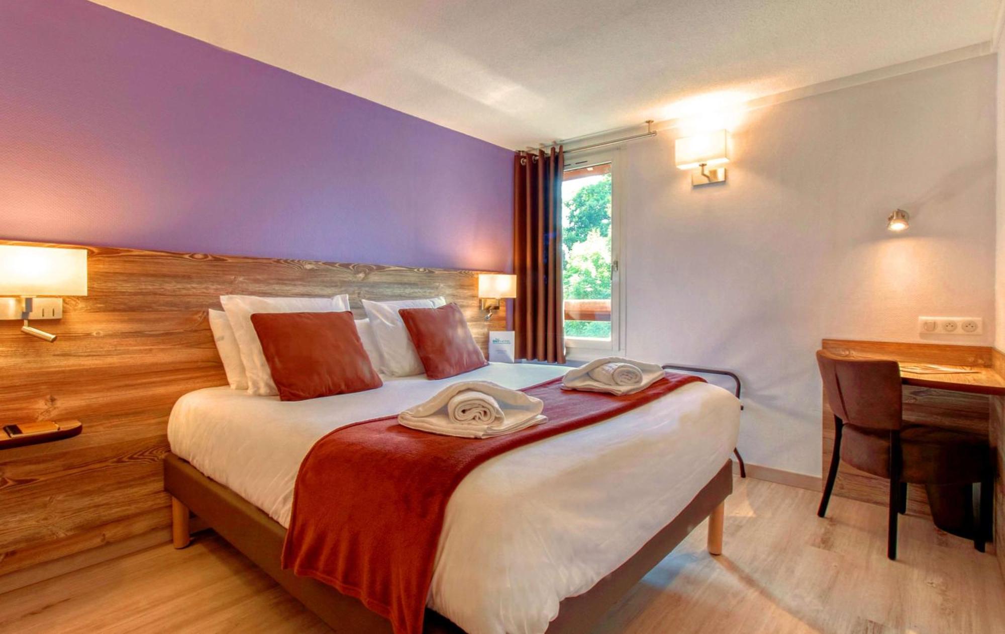 Hotel Brit Confort Pau 3*