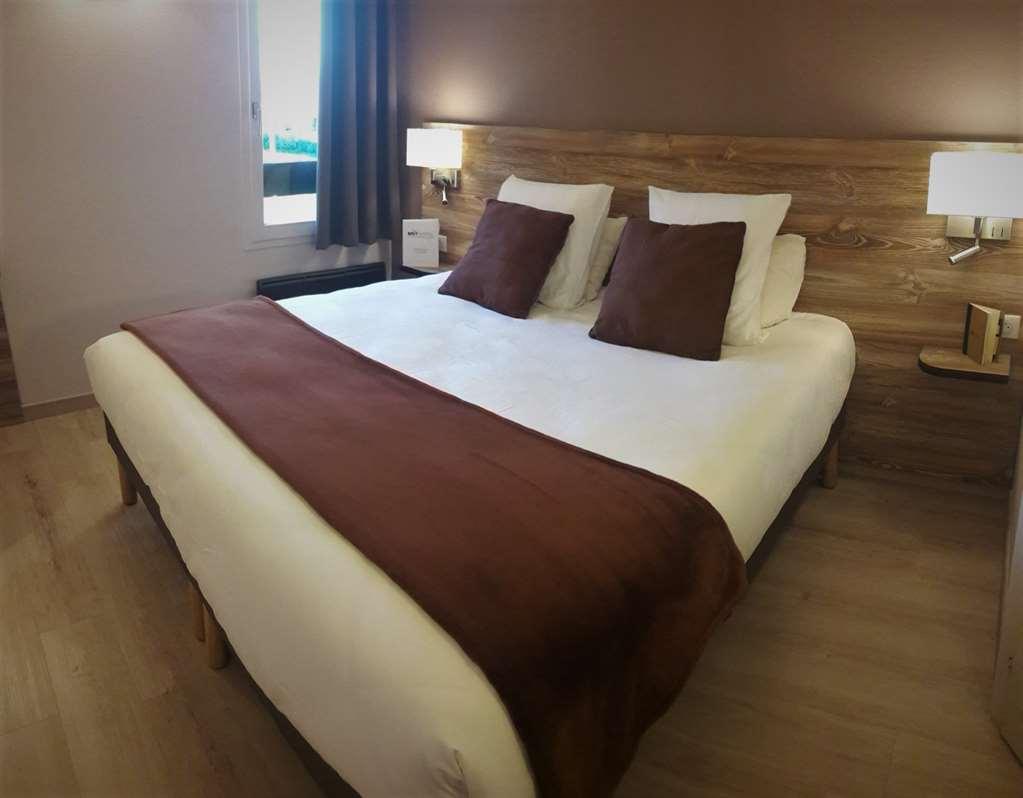 Brit Confort Pau Hotel