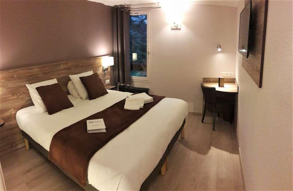 Hotel Brit Confort Pau