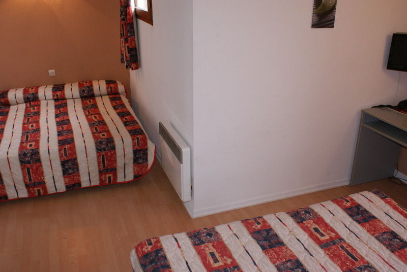 Brit Confort Pau 3* Lons
