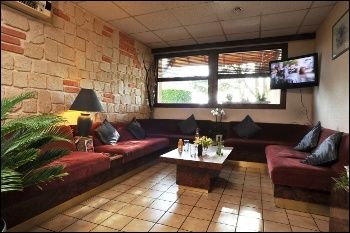 Brit Confort Pau Hotel 3*